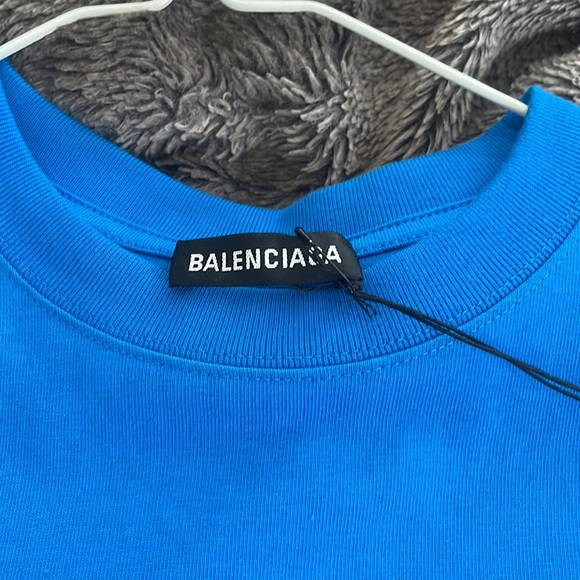Brand new Balenciaga unisex T shirt - Picture 3 of 3